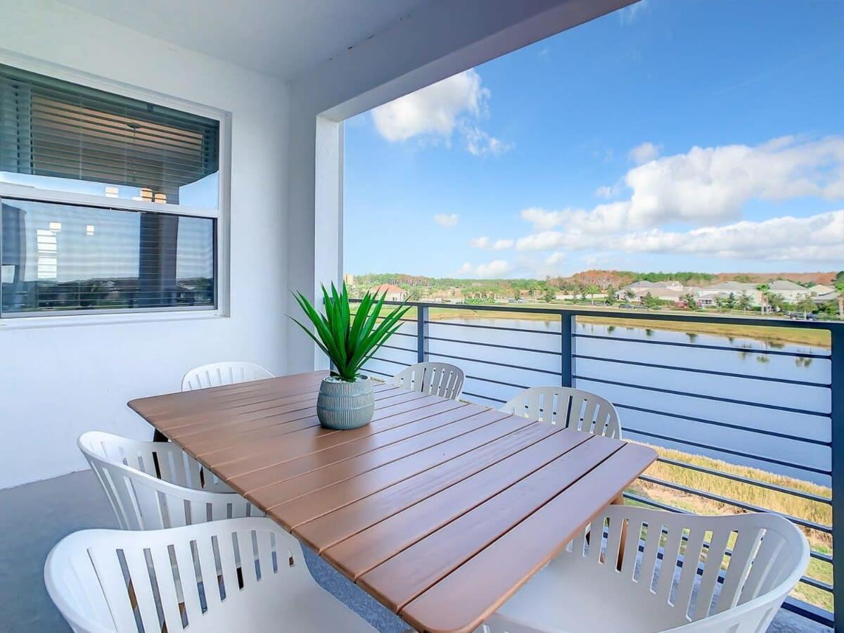 Gorgeous 2Br Lakeview Condo With Waterpark Kissimmee Dış mekan fotoğraf