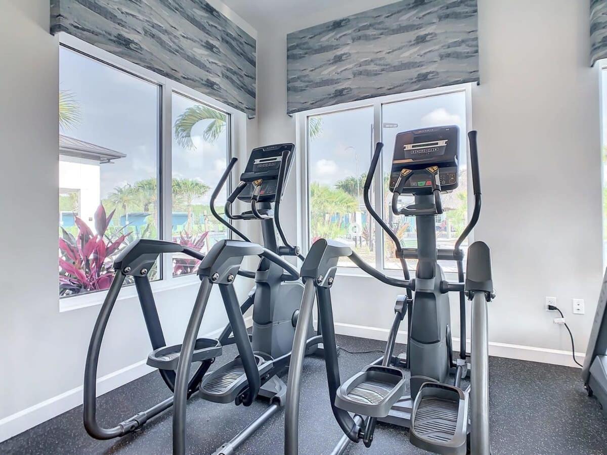 Gorgeous 2Br Lakeview Condo With Waterpark Kissimmee Dış mekan fotoğraf