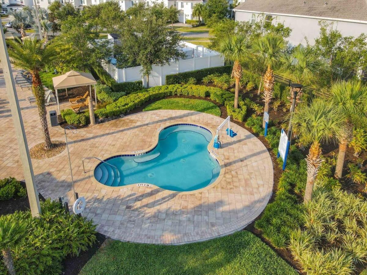 Gorgeous 2Br Lakeview Condo With Waterpark Kissimmee Dış mekan fotoğraf