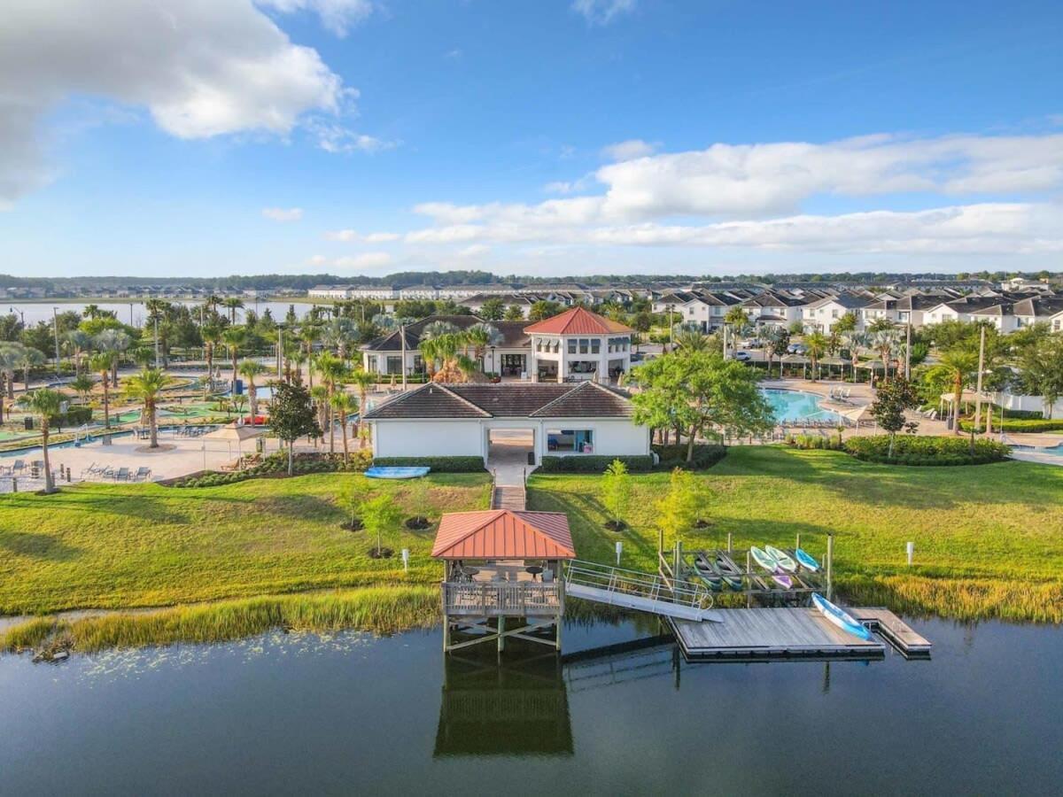 Gorgeous 2Br Lakeview Condo With Waterpark Kissimmee Dış mekan fotoğraf